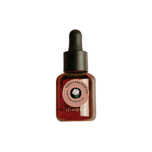 น้ำมันหอมระเหยออร์แกนิกกลิ่น Dhevi Frangipani ขนาด 15 มล. ราคา 850 บาท