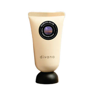ครีมบำรุงมือ Divana สูตรพืชบริสุทธิ์ 50 กรัม (North Star) : 550 บาท